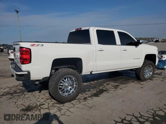 ✅ 2017 Chevrolet Silverado 1500 LT • VIN: 3GCUKREC0HG302284 • Lot: 85297135. Listed on Copart with 127,698 mi. Free auction sales archive from the USA and detailed vehicle history report at DreamBid. Image 3.