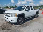 ✅ 2013 Chevrolet Silverado 3500HD Work Truck • VIN: 1GC2KYEG8DZ181745 • Lot: 42968414. Listed on IAAI with 421,104 mi. Free auction sales archive from the USA and detailed vehicle history report at DreamBid. Image 18.
