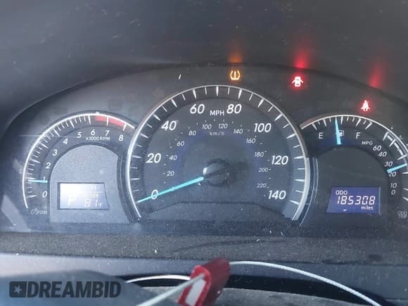 ✅ 2012 Toyota Camry XLE • VIN: 4T4BF1FK0CR270088 • Лот: 43513344. Опубликован ранее на IAAI с пробегом 185 308 миль. Бесплатный доступ к архиву аукционных продаж из США и подробный отчёт об истории автомобиля на DreamBid. Изображение 15.