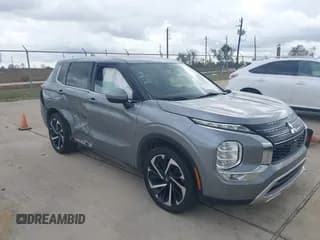 ✅ 2024 Mitsubishi Outlander SE • VIN: JA4J4VA86RZ013462 • Lot: 43747613. Listed on IAAI with 61,652 mi. Free auction sales archive from the USA and detailed vehicle history report at DreamBid. Image 1.