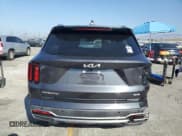 ✅ 2023 Kia Sorento EX • VIN: KNDRH4LG4P5175722 • Lot: 80898315. Wystawiony na Copart z przebiegiem 26 957 mil. Bezpłatny archiwum sprzedaży aukcyjnych z USA i szczegółowy raport historii pojazdu na DreamBid. Zdjęcie 6.