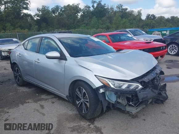 ✅ 2020 Nissan Sentra SV • VIN: 3N1AB8CV6LY236699 • Lot: 43391890. Wystawiony na IAAI z przebiegiem 80 186 mil. Bezpłatny archiwum sprzedaży aukcyjnych z USA i szczegółowy raport historii pojazdu na DreamBid. Zdjęcie 1.
