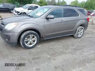 2010 Chevrolet Equinox 1LT с VIN 2CNALDEW8A6400831, выставлен на аукционе IAAI как лот 42686193 с пробегом 216 844 миль миль и . История ставок и продаж доступна на DreamBid. Изображение 2.