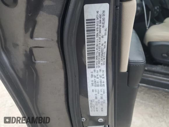 ✅ 2016 Jeep Cherokee Latitude • VIN: 1C4PJMCS0GW332317 • Лот: 45308935. Опубликован ранее на Copart с пробегом 141 688 миль. Бесплатный доступ к архиву аукционных продаж из США и подробный отчёт об истории автомобиля на DreamBid. Изображение 15.