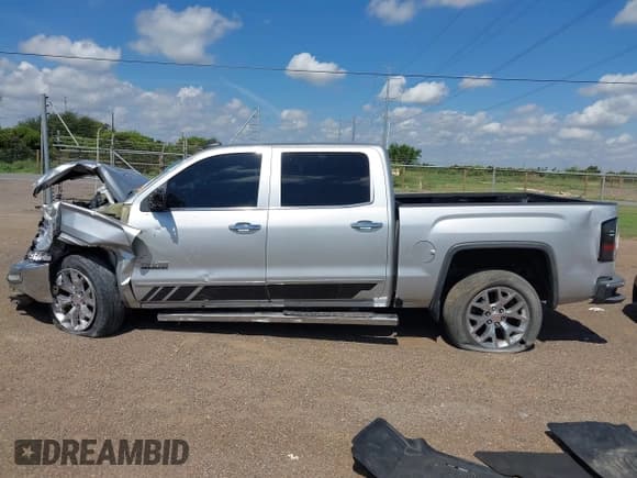 ✅ 2017 GMC Sierra 1500 SLT • VIN: 3GTP1NEC3HG474043 • Лот: 43057984. Опубликован ранее на IAAI с пробегом Не указан. Бесплатный доступ к архиву аукционных продаж из США и подробный отчёт об истории автомобиля на DreamBid. Изображение 15.