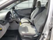 ✅ 2016 Hyundai Accent SE • VIN: KMHCT4AE8GU049984 • Лот: 63545644. Опубликован ранее на Copart с пробегом 80 149 миль. Бесплатный доступ к архиву аукционных продаж из США и подробный отчёт об истории автомобиля на DreamBid. Изображение 7.