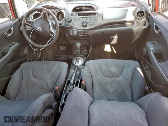 ✅ 2009 Honda Fit Sport • VIN: JHMGE88499S014243 • Lot: 95554195. Listed on Copart with 174,543 mi. Free auction sales archive from the USA and detailed vehicle history report at DreamBid. Image 8.