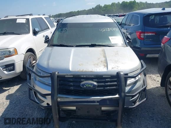 ✅ 2018 Ford Police Interceptor Utility • VIN: 1FM5K8AR6JGA32757 • Lot: 42124791. Wystawiony na IAAI z przebiegiem Nie podano. Bezpłatny archiwum sprzedaży aukcyjnych z USA i szczegółowy raport historii pojazdu na DreamBid. Zdjęcie 13.