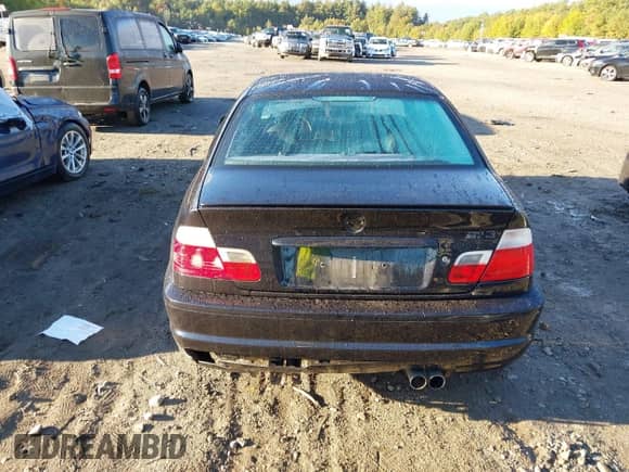 2002 BMW 3 Series M3 с VIN WBSBL93472JR13427, выставлен на аукционе IAAI как лот 40426140 с пробегом 109 006 миль миль и . История ставок и продаж доступна на DreamBid. Изображение 16.