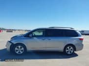 ✅ 2015 Toyota Sienna LE • VIN: 5TDKK3DC6FS673678 • Lot: 43473849. Listed on IAAI with 69,372 mi. Free auction sales archive from the USA and detailed vehicle history report at DreamBid. Image 14.