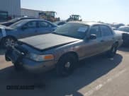 ✅ 2007 Ford Police Interceptor • VIN: 2FAFP71W27X124564 • Lot: 43408898. Wystawiony na IAAI z przebiegiem 177 526 mil. Bezpłatny archiwum sprzedaży aukcyjnych z USA i szczegółowy raport historii pojazdu na DreamBid. Zdjęcie 19.