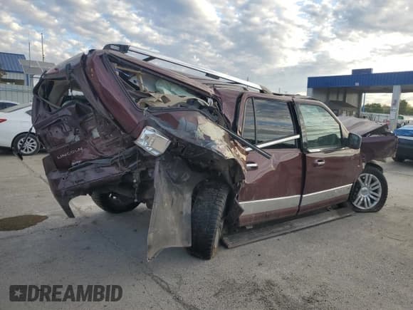 ✅ 2010 Lincoln Navigator • VIN: 5LMJJ3J50AEJ08113 • Lot: 81996625. Listed on Copart with Not provided. Free auction sales archive from the USA and detailed vehicle history report at DreamBid. Image 3.