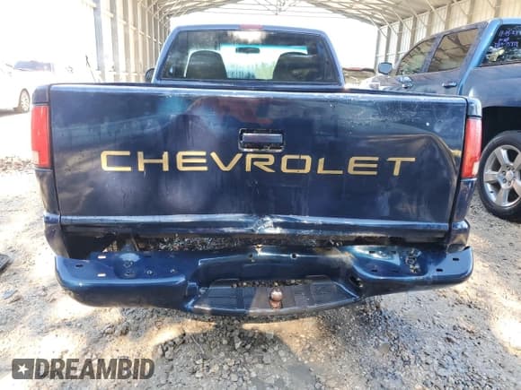 ✅ 2000 Chevrolet S-10 LS • VIN: 1GCCS1451YK212389 • Лот: 86635364. Опубликован ранее на Copart с пробегом 212 332 миль. Бесплатный доступ к архиву аукционных продаж из США и подробный отчёт об истории автомобиля на DreamBid. Изображение 6.