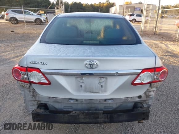 ✅ 2012 Toyota Corolla LE • VIN: 2T1BU4EE8CC883204 • Lot: 43534039. Listed on IAAI with 202,649 mi. Free auction sales archive from the USA and detailed vehicle history report at DreamBid. Image 16.