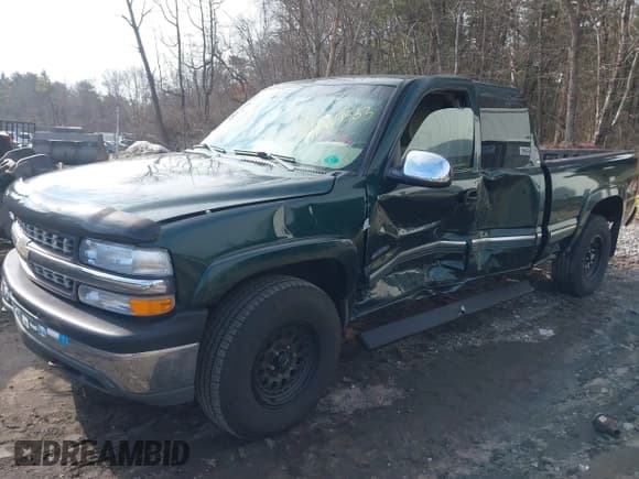 ✅ 2001 Chevrolet Silverado 1500 • VIN: 2GCEK19V611118631 • Лот: 41669533. Опубликован ранее на IAAI с пробегом 104 976 миль. Бесплатный доступ к архиву аукционных продаж из США и подробный отчёт об истории автомобиля на DreamBid. Изображение 2.