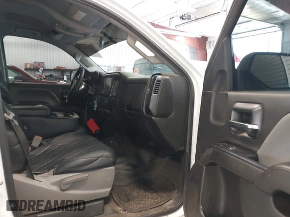 ✅ 2017 Chevrolet Silverado 2500HD Work Truck • VIN: 1GC1KUEG3HF219880 • Лот: 42845883. Опубликован ранее на IAAI с пробегом 203 706 миль. Бесплатный доступ к архиву аукционных продаж из США и подробный отчёт об истории автомобиля на DreamBid. Изображение 5.