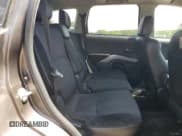 ✅ 2012 Mitsubishi Outlander SE • VIN: JA4AS3AWXCU003952 • Lot: 68189355. Wystawiony na Copart z przebiegiem 208 104 mil. Bezpłatny archiwum sprzedaży aukcyjnych z USA i szczegółowy raport historii pojazdu na DreamBid. Zdjęcie 11.