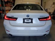 ✅ 2024 BMW 3 Series 330e xDrive • VIN: 3MW39FS00R8E43459 • Лот: 51150135. Опубликован ранее на Copart с пробегом 24 047 миль. Бесплатный доступ к архиву аукционных продаж из США и подробный отчёт об истории автомобиля на DreamBid. Изображение 6.