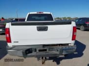 ✅ 2011 Chevrolet Silverado 2500HD Work Truck • VIN: 1GC1KVCG0BF188538 • Lot: 43554827. Wystawiony na IAAI z przebiegiem 205 000 mil. Bezpłatny archiwum sprzedaży aukcyjnych z USA i szczegółowy raport historii pojazdu na DreamBid. Zdjęcie 16.