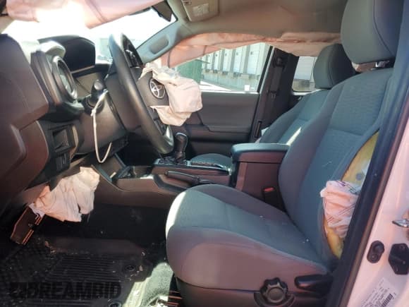 ✅ 2019 Toyota Tacoma SR • VIN: 5TFSX5EN5KX068049 • Lot: 50179785. Wystawiony na Copart z przebiegiem 73 860 mil. Bezpłatny archiwum sprzedaży aukcyjnych z USA i szczegółowy raport historii pojazdu na DreamBid. Zdjęcie 7.