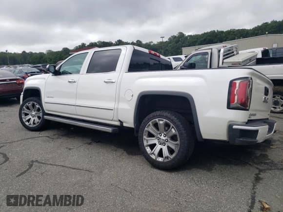 ✅ 2017 GMC Sierra 1500 Denali • VIN: 3GTU2PEJ5HG384421 • Lot: 65869314. Listed on Copart with 116,426 mi. Free auction sales archive from the USA and detailed vehicle history report at DreamBid. Image 2.