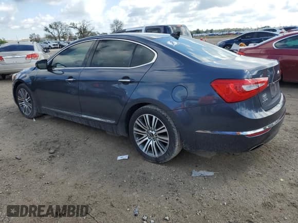 ✅ 2015 Kia Cadenza Premium • VIN: KNALN4D74F5195476 • Lot: 72385204. Wystawiony na Copart z przebiegiem 106 399 mil. Bezpłatny archiwum sprzedaży aukcyjnych z USA i szczegółowy raport historii pojazdu na DreamBid. Zdjęcie 2.