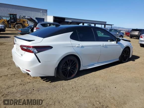 2022 Toyota Camry XSE с VIN 4T1K61BK1NU063664, выставлен на аукционе Copart как лот 81133564 с пробегом 29 360 миль миль и Списание • Salvage title. История ставок и продаж доступна на DreamBid. Изображение 3.