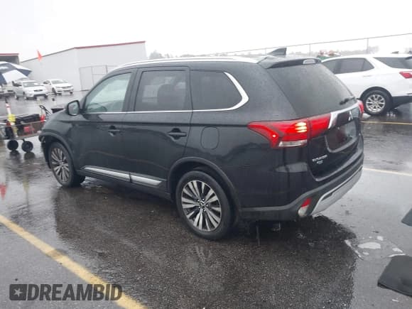 ✅ 2020 Mitsubishi Outlander SE • VIN: JA4AD3A3XLZ030751 • Lot: 43537766. Listed on IAAI with 126,866 mi. Free auction sales archive from the USA and detailed vehicle history report at DreamBid. Image 3.