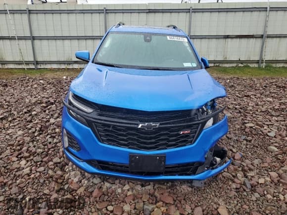 ✅ 2024 Chevrolet Equinox RS • VIN: 3GNAXWEGXRS148940 • Lot: 86818415. Wystawiony na Copart z przebiegiem 22 096 mil. Bezpłatny archiwum sprzedaży aukcyjnych z USA i szczegółowy raport historii pojazdu na DreamBid. Zdjęcie 5.