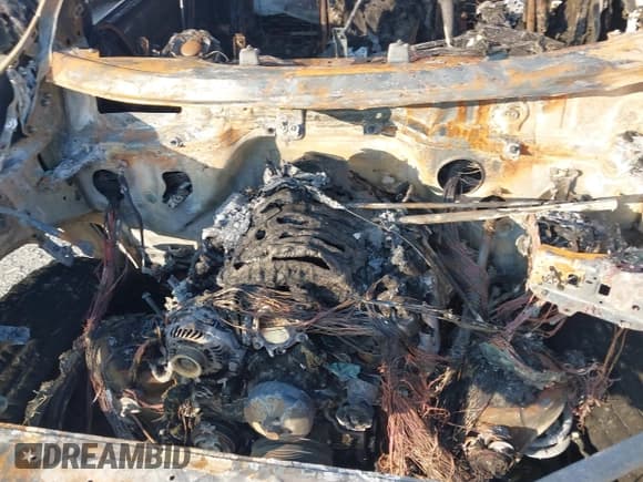 ✅ 2020 Chevrolet Silverado 1500 LT Trail Boss • VIN: 3GCPYFED8LG371011 • Lot: 42663339. Wystawiony na IAAI z przebiegiem Nie podano. Bezpłatny archiwum sprzedaży aukcyjnych z USA i szczegółowy raport historii pojazdu na DreamBid. Zdjęcie 10.