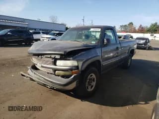 ✅ 2002 Chevrolet Silverado 1500 • VIN: 1GCEK14V92E224241 • Лот: 77688054. Опубликован ранее на Copart с пробегом 148 207 миль. Бесплатный доступ к архиву аукционных продаж из США и подробный отчёт об истории автомобиля на DreamBid. Изображение 1.