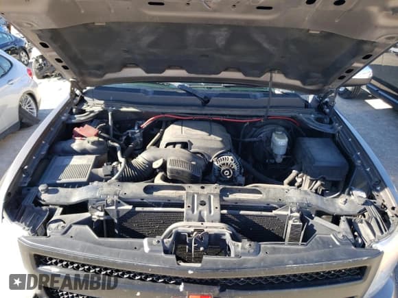 ✅ 2011 Chevrolet Silverado 1500 LT • VIN: 1GCRKSE39BZ332288 • Lot: 71900933. Listed on Copart with 168,835 mi. Free auction sales archive from the USA and detailed vehicle history report at DreamBid. Image 11.