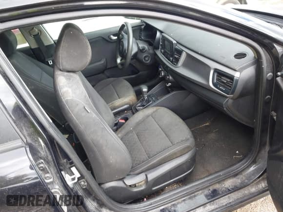 ✅ 2018 Kia Rio S • VIN: 3KPA24AB7JE053597 • Lot: 43521387. Listed on IAAI with 140,080 mi. Free auction sales archive from the USA and detailed vehicle history report at DreamBid. Image 5.