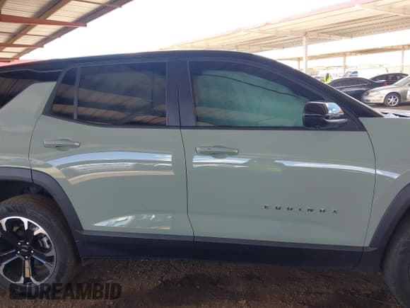 ✅ 2025 Chevrolet Equinox FWD LT • VIN: 3GNAXHEG8SL124888 • Lot: 42392870. Wystawiony na IAAI z przebiegiem 6 733 mil. Bezpłatny archiwum sprzedaży aukcyjnych z USA i szczegółowy raport historii pojazdu na DreamBid. Zdjęcie 14.