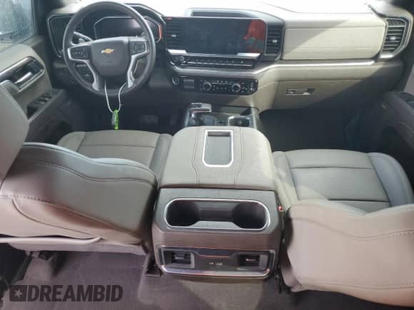 2022 Chevrolet Silverado 1500 LTZ с VIN 1GCUDGEL1NZ533950, выставлен на аукционе Copart как лот 73994294 с пробегом 28 331 миль миль и На запчасти • Non repairable. История ставок и продаж доступна на DreamBid. Изображение 8.