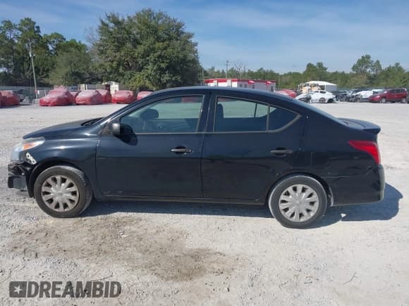 ✅ 2015 Nissan Versa S Plus • VIN: 3N1CN7AP4FL883361 • Lot: 43729887. Wystawiony na IAAI z przebiegiem 155 525 mil. Bezpłatny archiwum sprzedaży aukcyjnych z USA i szczegółowy raport historii pojazdu na DreamBid. Zdjęcie 15.