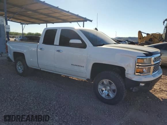 ✅ 2015 Chevrolet Silverado 1500 LT • VIN: 1GCVKREH2FZ201051 • Lot: 90433875. Listed on Copart with 152,999 mi. Free auction sales archive from the USA and detailed vehicle history report at DreamBid. Image 4.