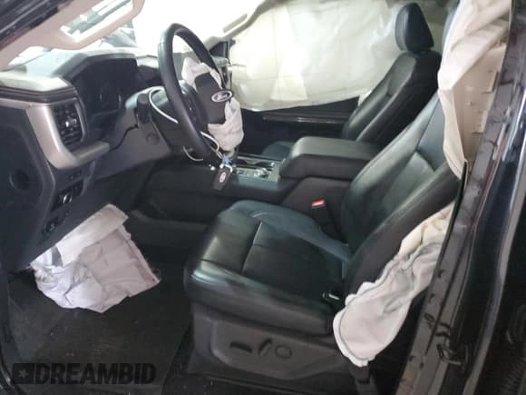 ✅ 2024 Ford Expedition XLT • VIN: 1FMJU1J89REA35764 • Лот: 90634015. Опубликован ранее на Copart с пробегом 27 071 миль. Бесплатный доступ к архиву аукционных продаж из США и подробный отчёт об истории автомобиля на DreamBid. Изображение 7.