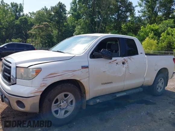 ✅ 2013 Toyota Tundra • VIN: 5TFUW5F16DX294448 • Лот: 42316743. Опубликован ранее на IAAI с пробегом 111 964 миль. Бесплатный доступ к архиву аукционных продаж из США и подробный отчёт об истории автомобиля на DreamBid. Изображение 6.