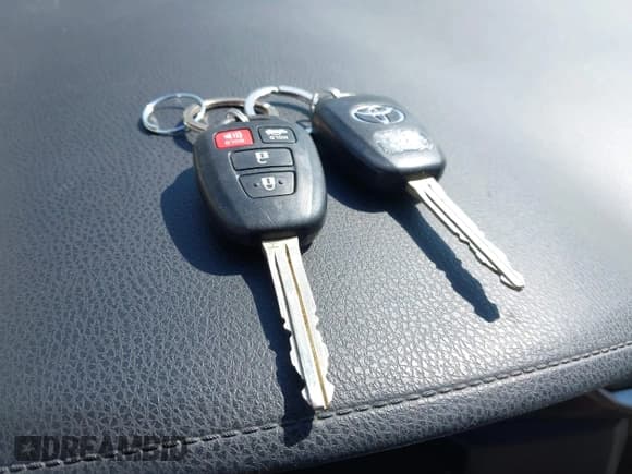 ✅ 2014 Toyota Corolla LE • VIN: 2T1BURHE5EC183149 • Lot: 43050444. Listed on IAAI with 201,291 mi. Free auction sales archive from the USA and detailed vehicle history report at DreamBid. Image 11.