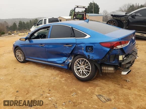 ✅ 2018 Hyundai Sonata Limited • VIN: 5NPE34AF2JH724560 • Лот: 71424022. Опубликован ранее на Copart с пробегом 41 251 миль. Бесплатный доступ к архиву аукционных продаж из США и подробный отчёт об истории автомобиля на DreamBid. Изображение 2.