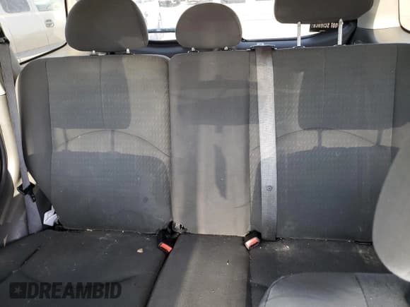 ✅ 2006 Mazda Tribute i • VIN: 4F2YZ02Z16KM36535 • Lot: 74566474. Wystawiony na Copart z przebiegiem 254 105 mil. Bezpłatny archiwum sprzedaży aukcyjnych z USA i szczegółowy raport historii pojazdu na DreamBid. Zdjęcie 10.