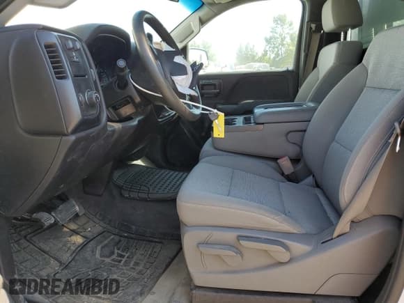 ✅ 2015 Chevrolet Silverado 2500HD Work Truck • VIN: 1GC0CUEG3FZ140777 • Lot: 65505855. Wystawiony na Copart z przebiegiem 170 419 mil. Bezpłatny archiwum sprzedaży aukcyjnych z USA i szczegółowy raport historii pojazdu na DreamBid. Zdjęcie 7.