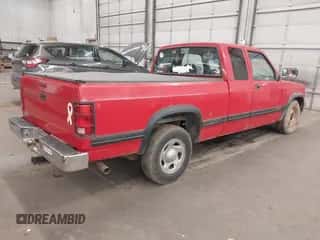 1996 Dodge Dakota z VIN 1B7GL23X5TS515398, wystawiony jako IAAI lot #41837429 z przebiegiem 118 838 mil mil oraz . Historia ofert i sprzedaży dostępna na DreamBid. Obrazek 4.