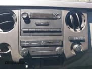 ✅ 2013 Ford F-350 XL • VIN: 1FTBF3A66DEA25022 • Lot: 41850426. Wystawiony na IAAI z przebiegiem 163 898 mil. Bezpłatny archiwum sprzedaży aukcyjnych z USA i szczegółowy raport historii pojazdu na DreamBid. Zdjęcie 19.