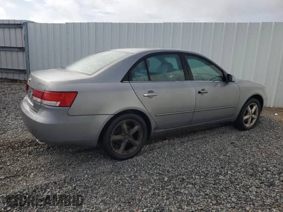 2007 Hyundai Sonata SE with VIN 5NPEU46F67H187237, listed as a Copart auction lot 70573204 with 122,039 mi miles and Clean title. Bid and sale history available at DreamBid. Image 3.