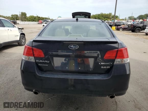 ✅ 2012 Subaru Legacy Limited • VIN: 4S3BMEK66C2015980 • Лот: 71928495. Опубликован ранее на Copart с пробегом 253 759 миль. Бесплатный доступ к архиву аукционных продаж из США и подробный отчёт об истории автомобиля на DreamBid. Изображение 6.