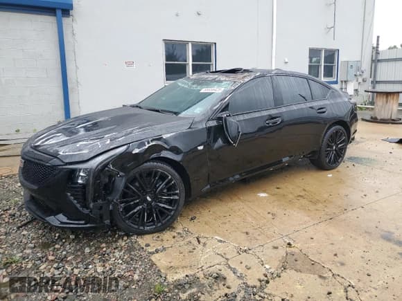 ✅ 2025 Cadillac CT5 Sport • VIN: 1G6DU5RKXS0103939 • Лот: 68658425. Опубликован ранее на Copart с пробегом 4 684 миль. Бесплатный доступ к архиву аукционных продаж из США и подробный отчёт об истории автомобиля на DreamBid. Изображение 1.