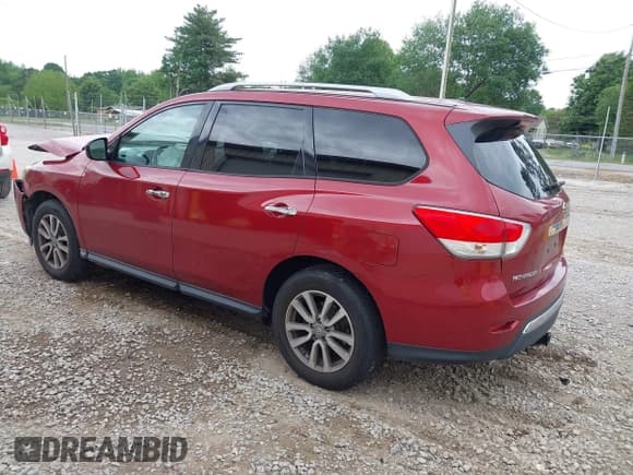 ✅ 2016 Nissan Pathfinder SV • VIN: 5N1AR2MM2GC629654 • Lot: 42170119. Listed on IAAI with 121,000 mi. Free auction sales archive from the USA and detailed vehicle history report at DreamBid. Image 3.