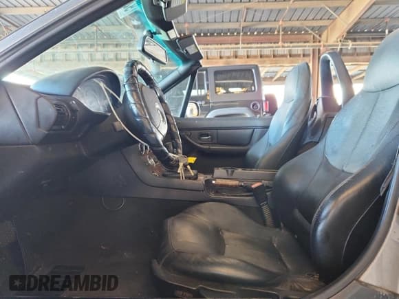 ✅ 2001 BMW Z3 2.5 • VIN: WBACN334X1LM01938 • Лот: 92264975. Опубликован ранее на Copart с пробегом 251 513 миль. Бесплатный доступ к архиву аукционных продаж из США и подробный отчёт об истории автомобиля на DreamBid. Изображение 7.